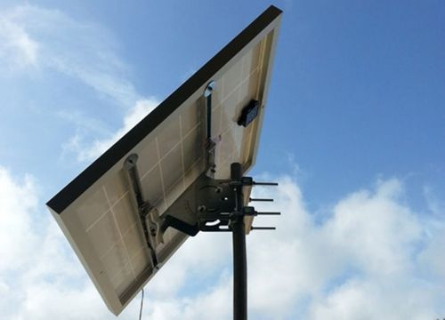 Support poteau diam 90 pour panneau solaire 110 à 185 Wc